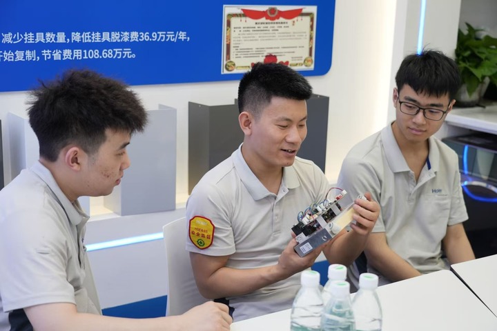 代表委员在身边丨爱拼会赢 着力稳就业促增收