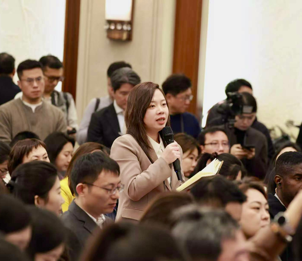 娄勤俭答光明日报记者问:依法履行监督职责 发挥代表作用践行全过程人民民主 娄勤俭答光明日报记者问:依法履行监督职责 发挥代表作用践行全过程人民民主