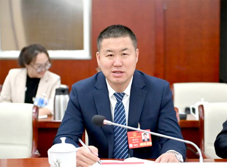 【说说我的履职故事】薛志龙代表：让每一项政策红利精准滴灌到群众心坎里