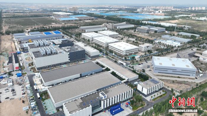 (全国两会)为AI发电:中国边疆“算”出新前景 (全国两会)为AI发电:中国边疆“算”出新前景