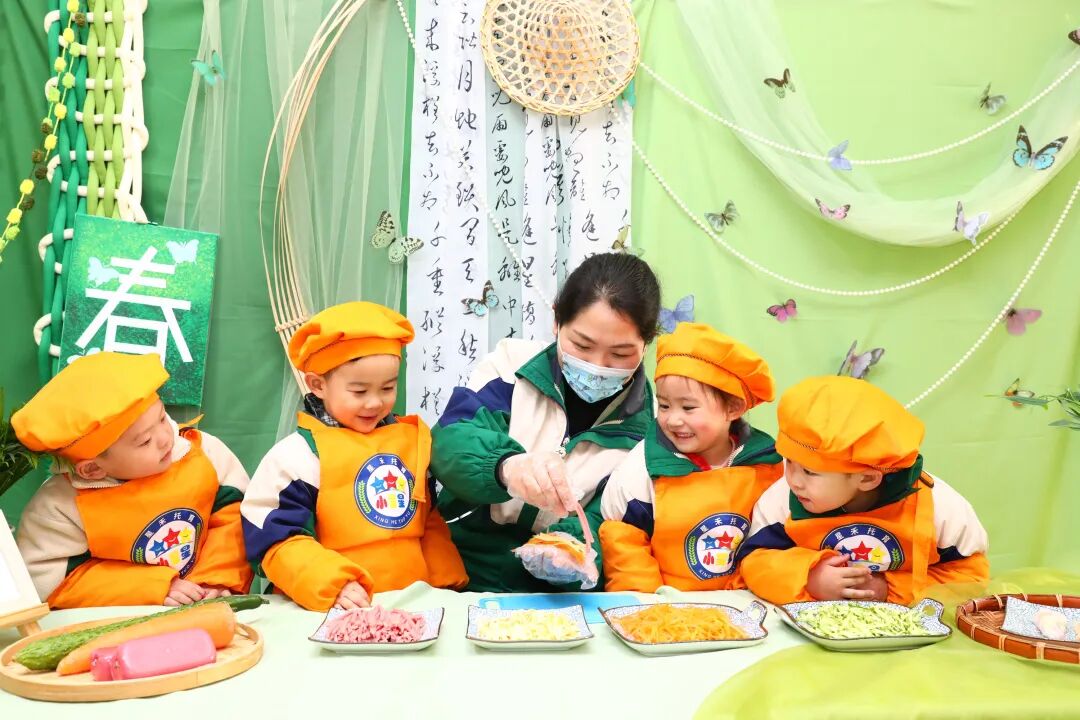 两会经济热点快评｜民生主题记者会上的“新意”“诚意”“暖意”