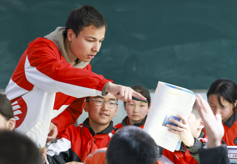 两会·影像链接｜展望“十五五”：汇聚青春力量