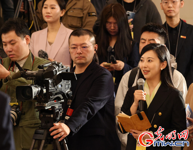 李心草委员答光明日报记者问：中国已经成为全球增长最快的音乐市场之一