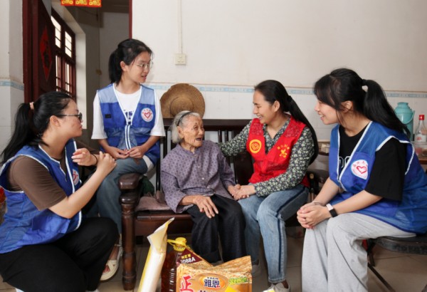 海南：深耕“她”服务 温暖千万家