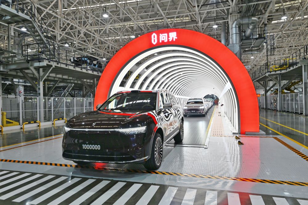 两会热词在基层｜活力中国：向“新”而行 以“质”致远