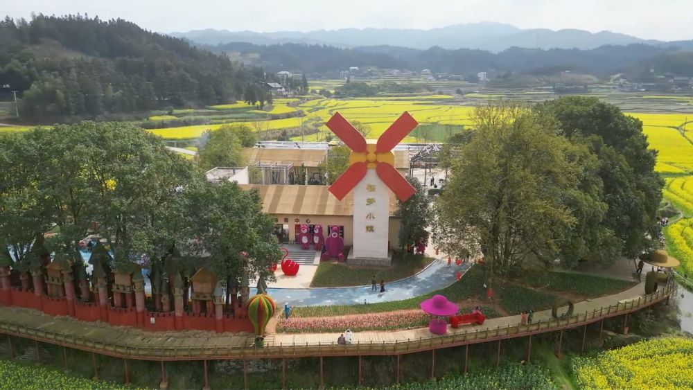 新华视点|春日盛景赋能“花经济” 文旅融合焕发新活力 新华视点|春日盛景赋能“花经济” 文旅融合焕发新活力