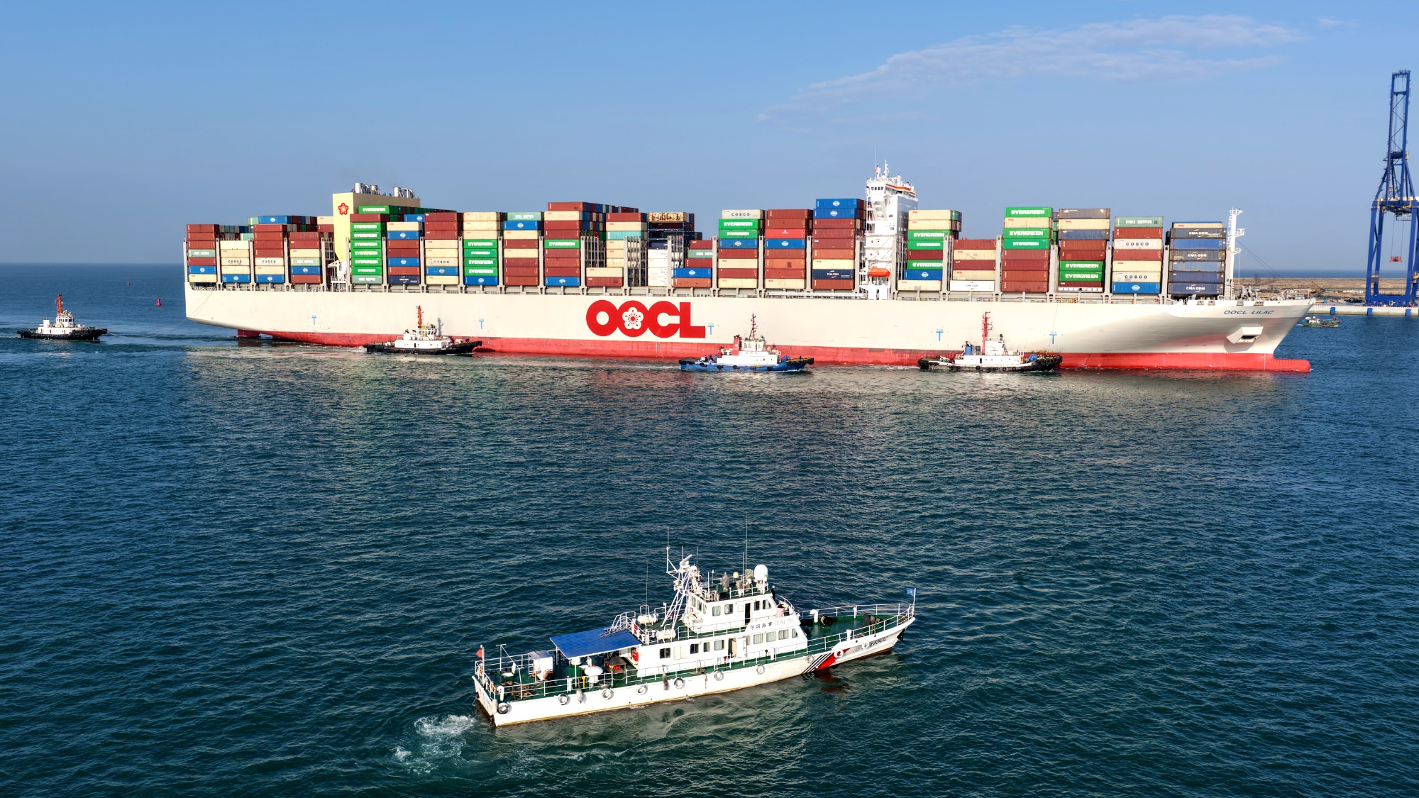 数读中国开局新活力|航运物流双增长!海南自贸港封关运行首季度港口迎“开门红”