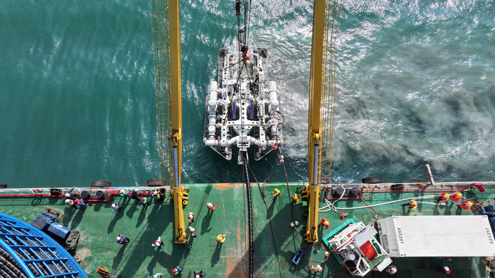 向“新” 向“智” 向“绿”——重大工程项目一线观察