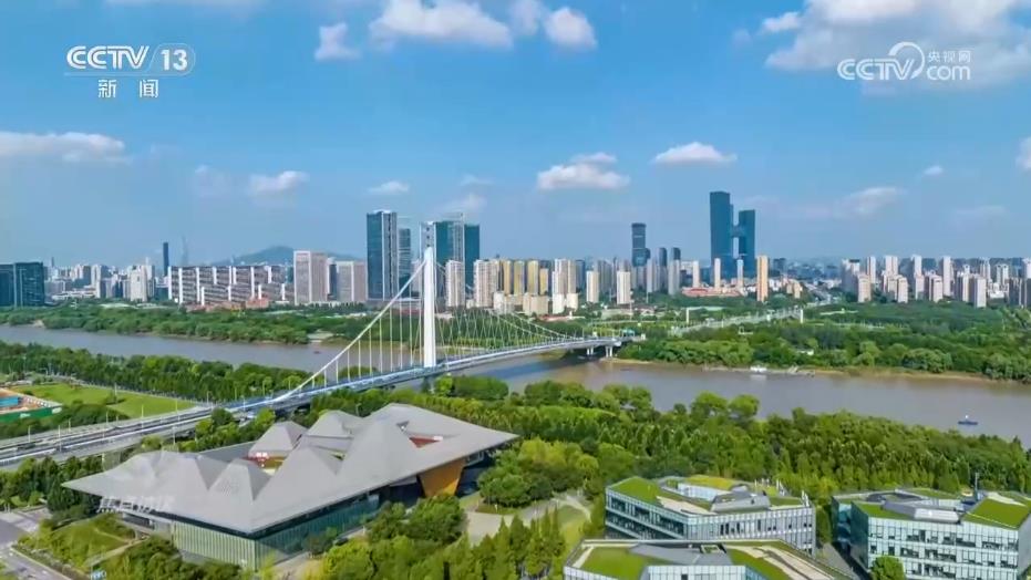 焦点访谈|“枢纽经济”“通道经济”助力中国经济高质量发展