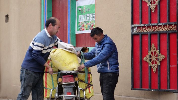 探访西藏升起第一面五星红旗的岗托村