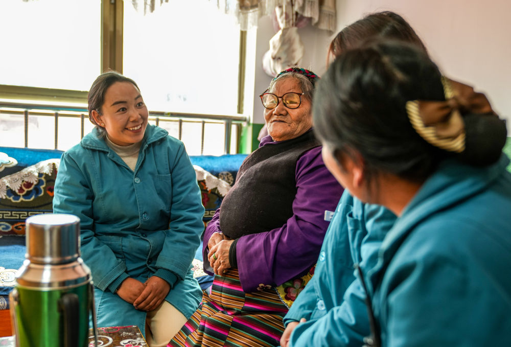 苦难和新生——西藏翻身农奴影像档案：次德吉