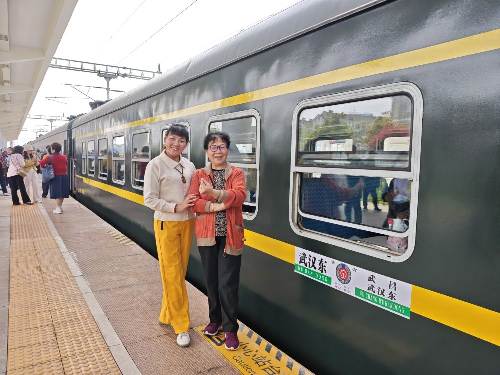 春日经济新图景｜坐趟开往春天的“时光机”