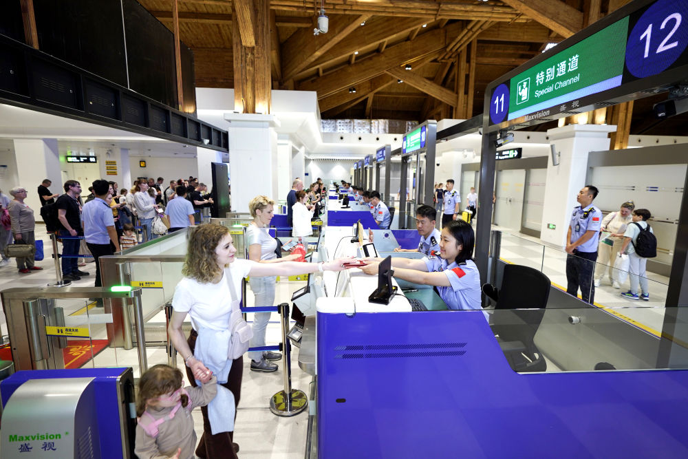 以数观势|扩能提质 中国服务业发展乘势而上 以数观势|扩能提质 中国服务业发展乘势而上