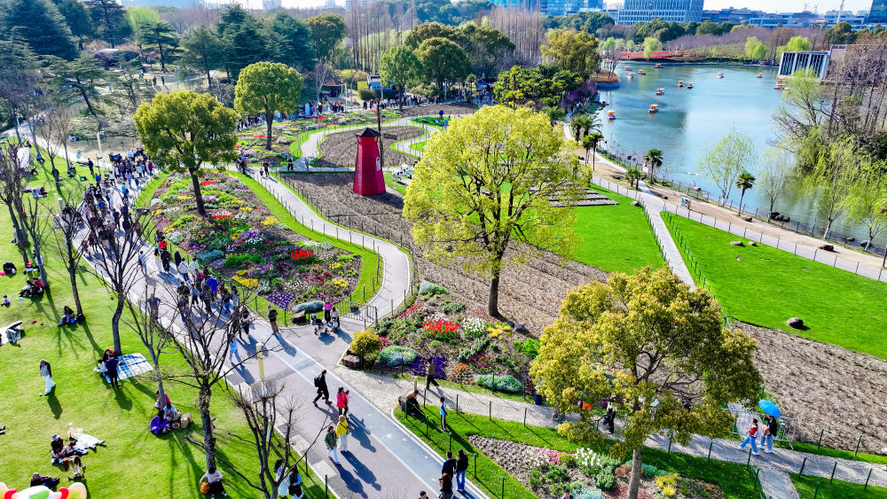 春日经济新图景｜人间四月天，“花生态”绽出“花生活”