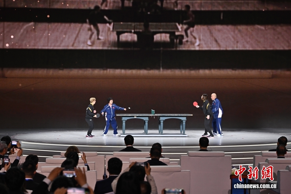 中美“乒乓外交”55周年纪念大会暨中美青少年体育交流系列活动启动仪式在京举行