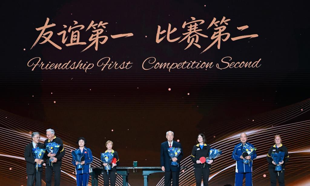 习近平主席贺信激励中美各界人士拉紧友谊纽带