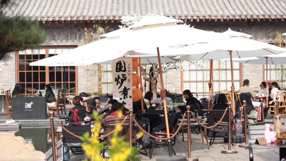 新华视点｜“春日经济”激活文旅消费新活力