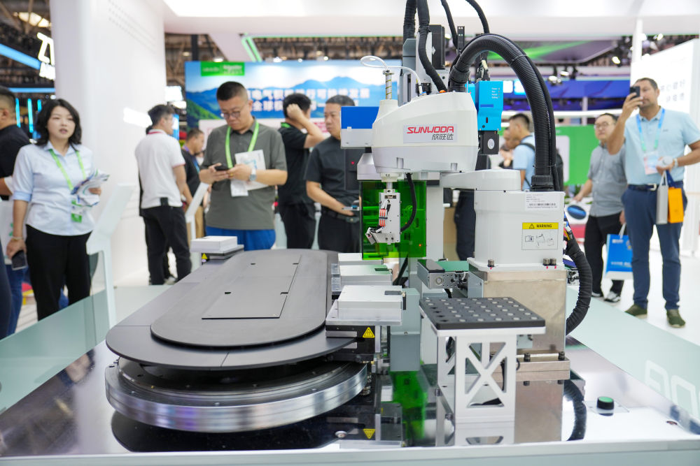 我国加快制造强国建设夯实高质量发展根基