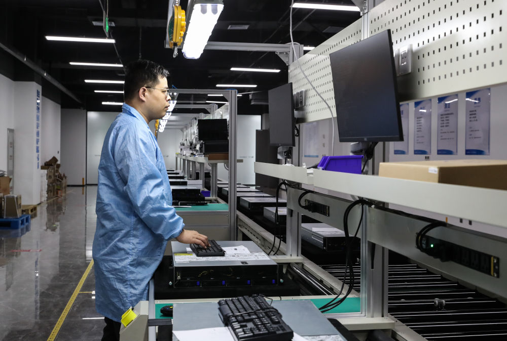 我国加快制造强国建设夯实高质量发展根基