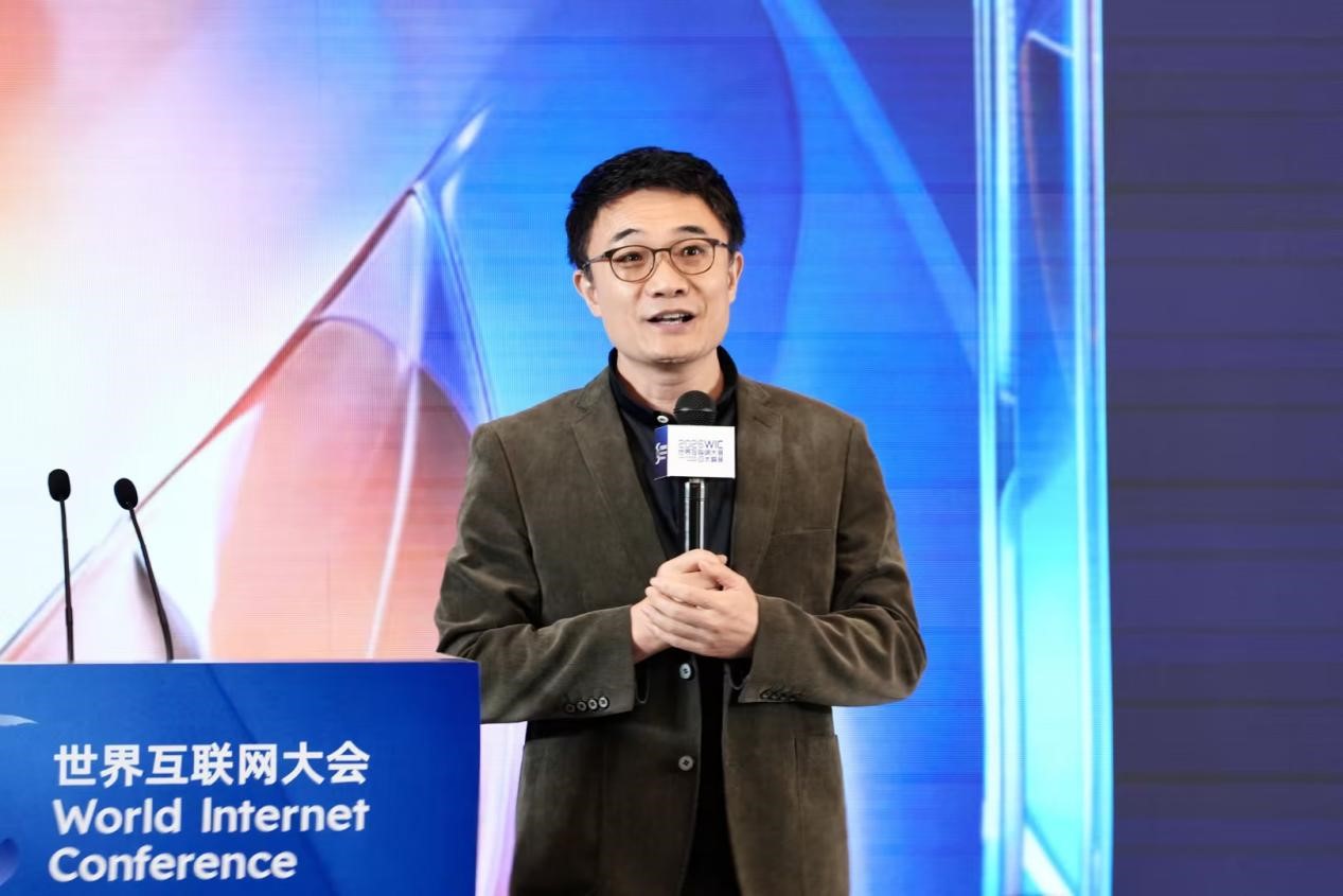 沈海鹏：科技应用是医疗健康的助力而非导向