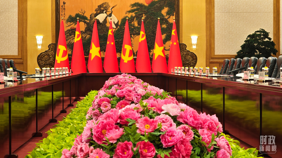 时政新闻眼丨密集会晤四国政要,习近平为何多次提到“战略定力”?