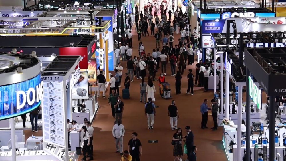 消费向新 外贸向暖——从多场景看中国经济活力