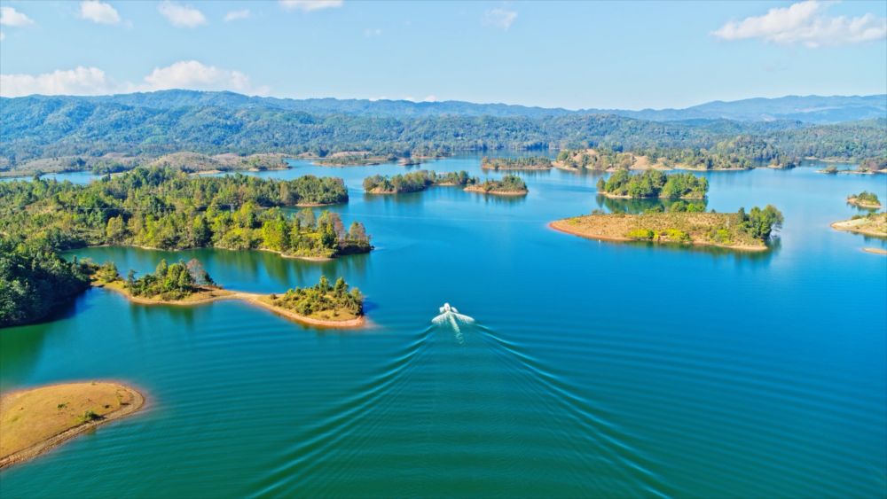 万里同心 共护山河