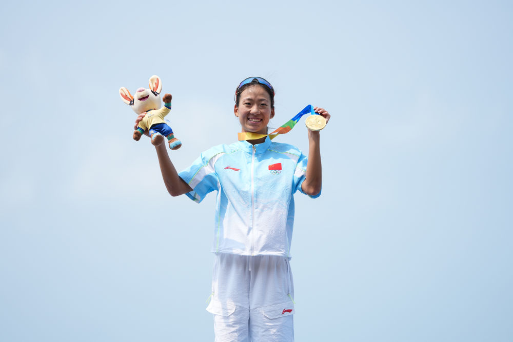 亚沙会｜全天综合：四海宾朋相聚三亚 中国健儿圆梦首金