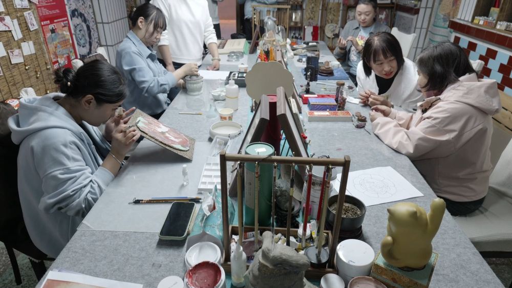 新华视点｜深耕沉浸式文旅新业态 体验经济释放消费新活力