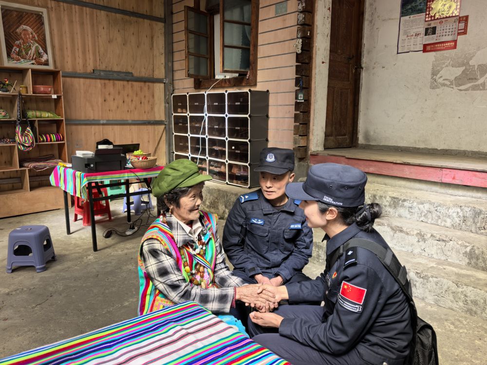 新华鲜报｜极边之地，他们把根扎成了家乡