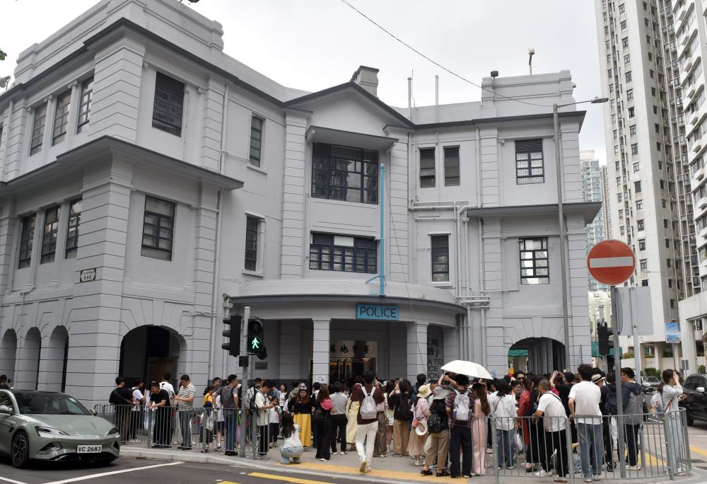 人气满满活力足 魅力城市新意多——“五一”假期香港旅游市场观察