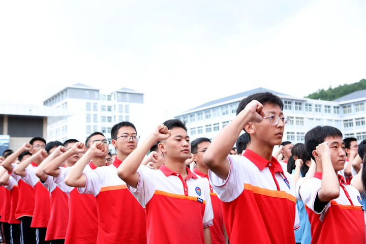 习近平总书记关切事｜青春追梦 奋斗圆梦
