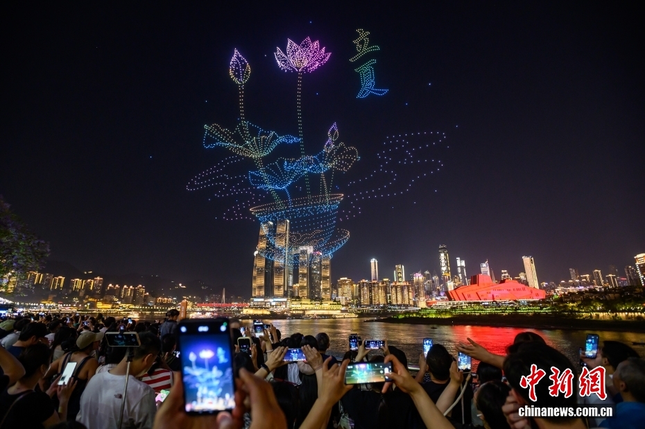 五一假期接近尾声 各大景区热度不减