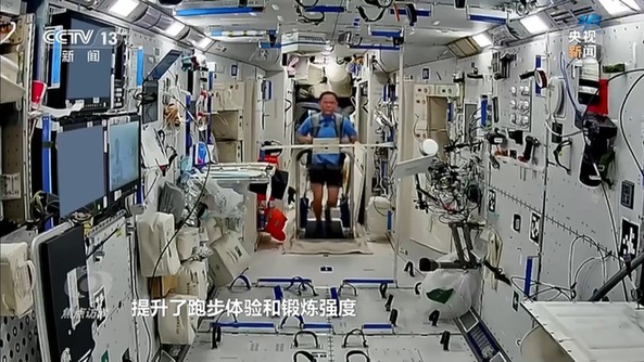 焦点访谈丨“舟”行万里赴星河 中国空间站“太空快递”再上新