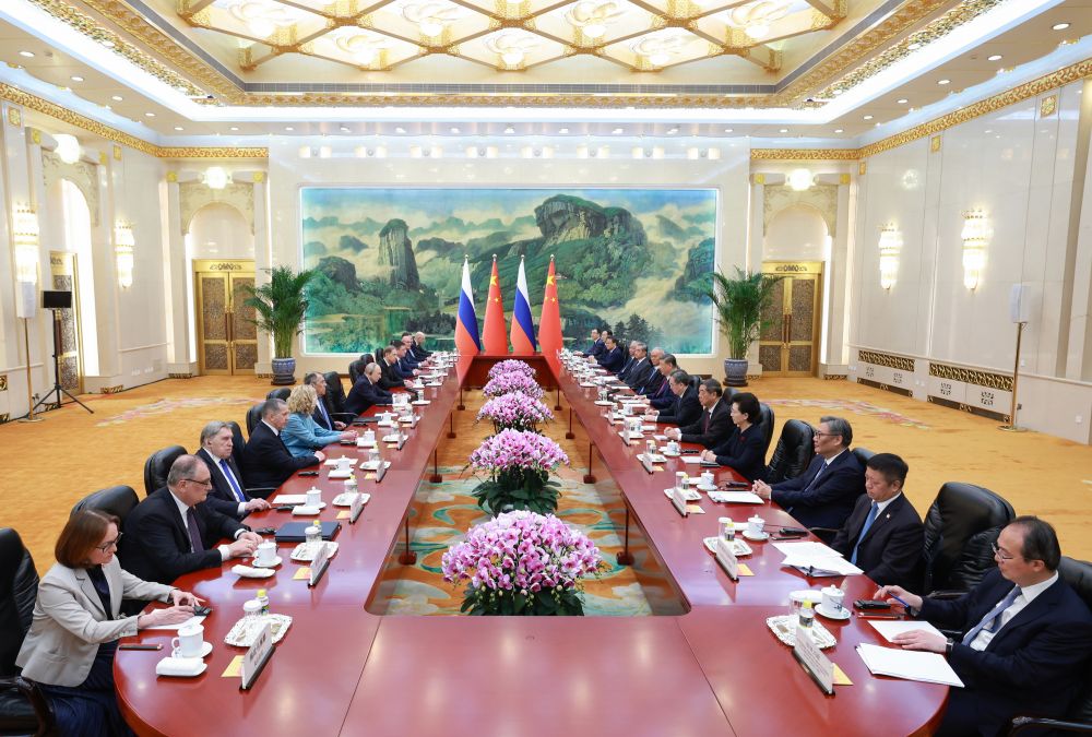 新华图讯丨习近平同俄罗斯总统普京会谈