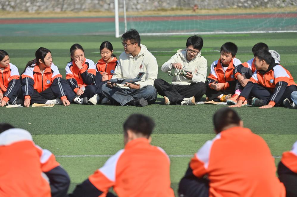 习近平总书记的深情寄望鼓舞新时代少年儿童成长成才