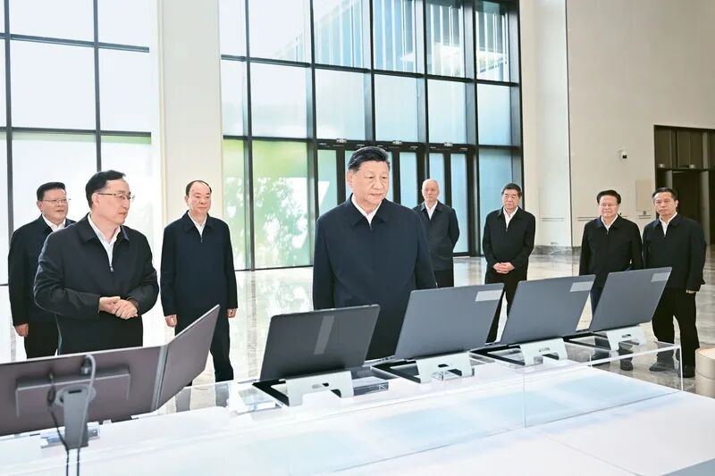 习近平:一体推进教育科技人才发展