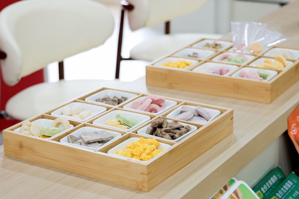 从猫咪“试吃员”,看中国宠物食品精细化升级