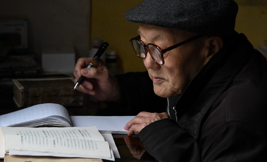 学习进行时|习近平总书记关心致敬老党员的故事