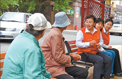 “被居民群众需要,就是我最大的幸福”(“七一勋章”获得者) “被居民群众需要,就是我最大的幸福”(“七一勋章”获得者)