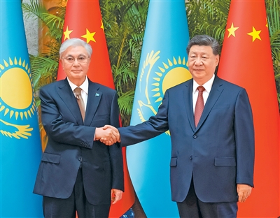 习近平会见哈萨克斯坦总统托卡耶夫 习近平会见哈萨克斯坦总统托卡耶夫