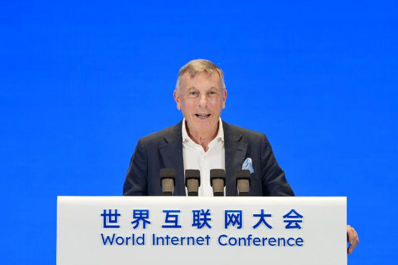 约翰·希金斯：要建立有效机制，保障AI智能体高效稳定运行