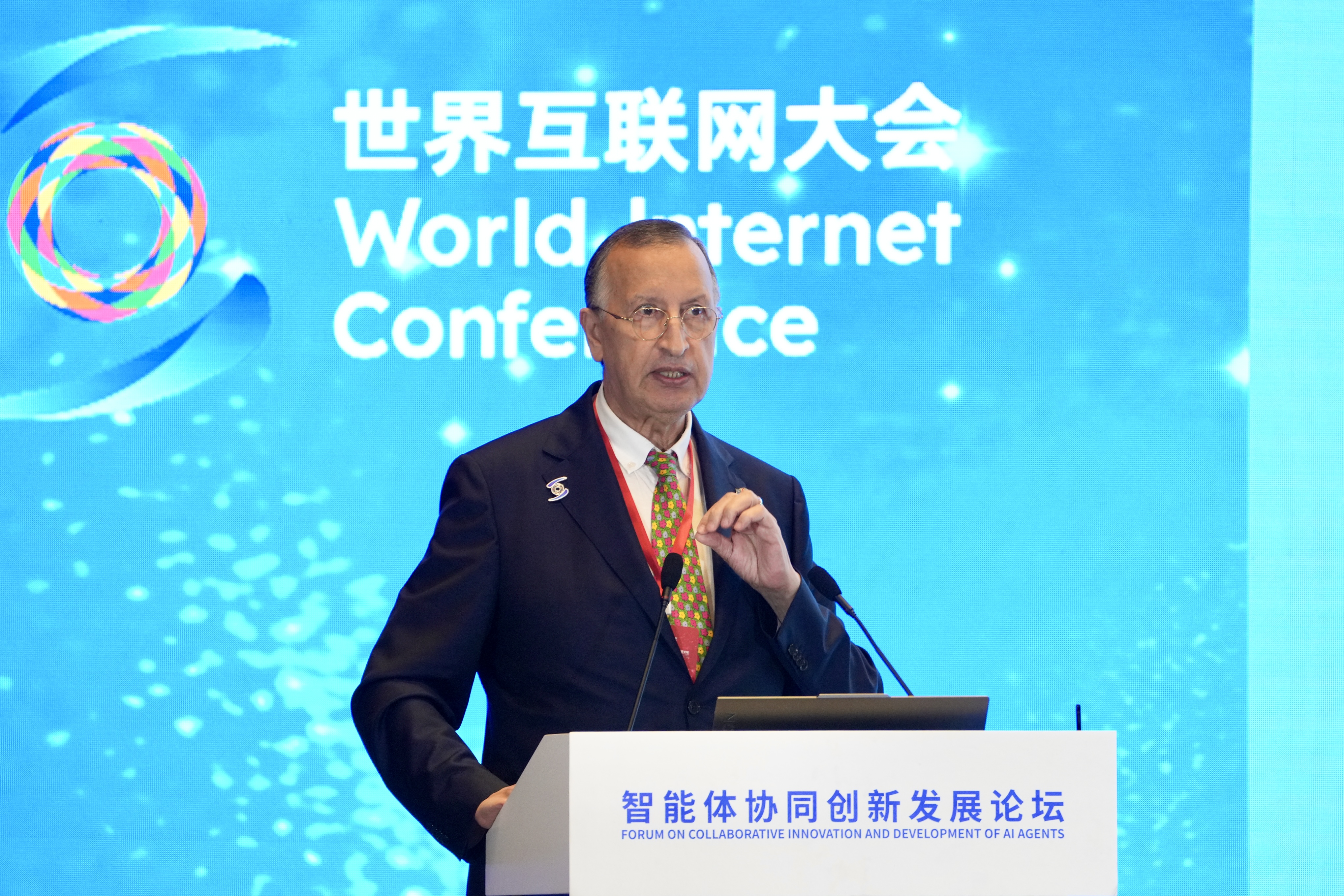 拉提夫·拉蒂德：IPv6是未来数字技术核心底座