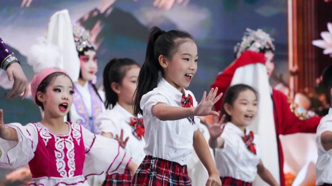 非遗传承,贵在少年接棒