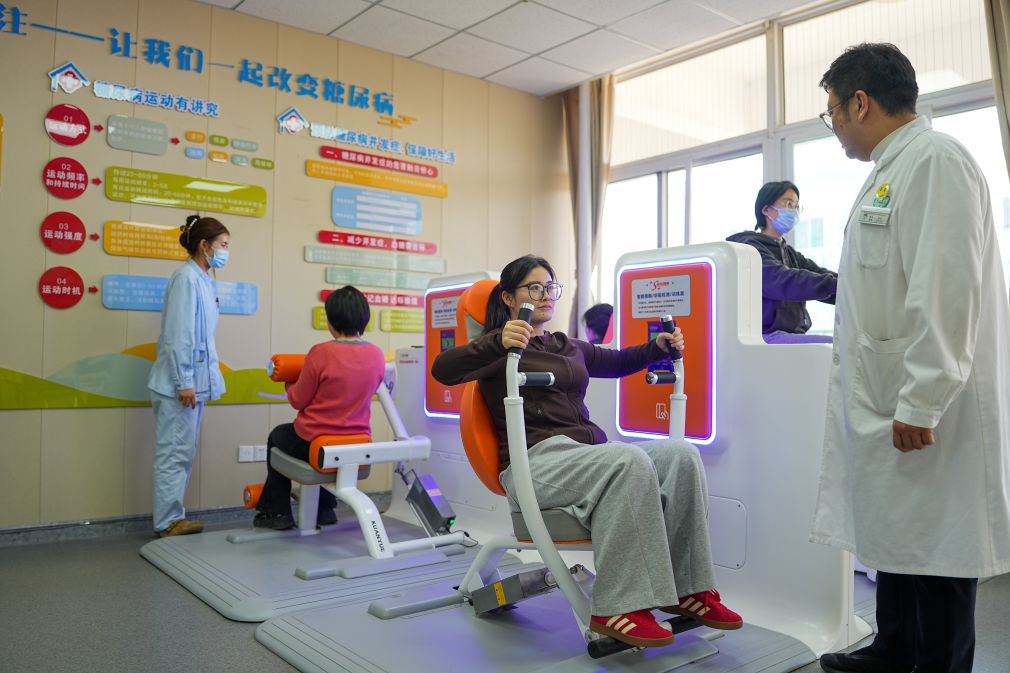 以全民健身托举健康中国