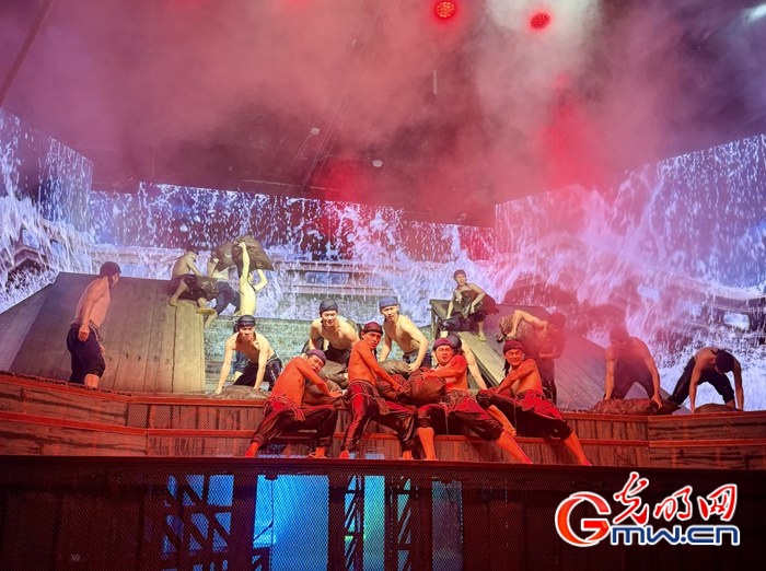【活力中国调研行】半年上演260余场 福建漳州楼体沉浸式舞台剧热度不减 【活力中国调研行】半年上演260余场 福建漳州楼体沉浸式舞台剧热度不减