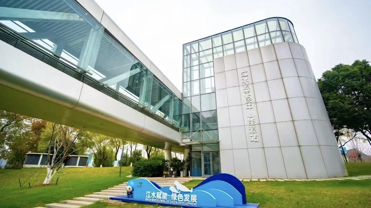 长江十年行│江苏南京:长江水里“捞”清凉,省地省钱更省心