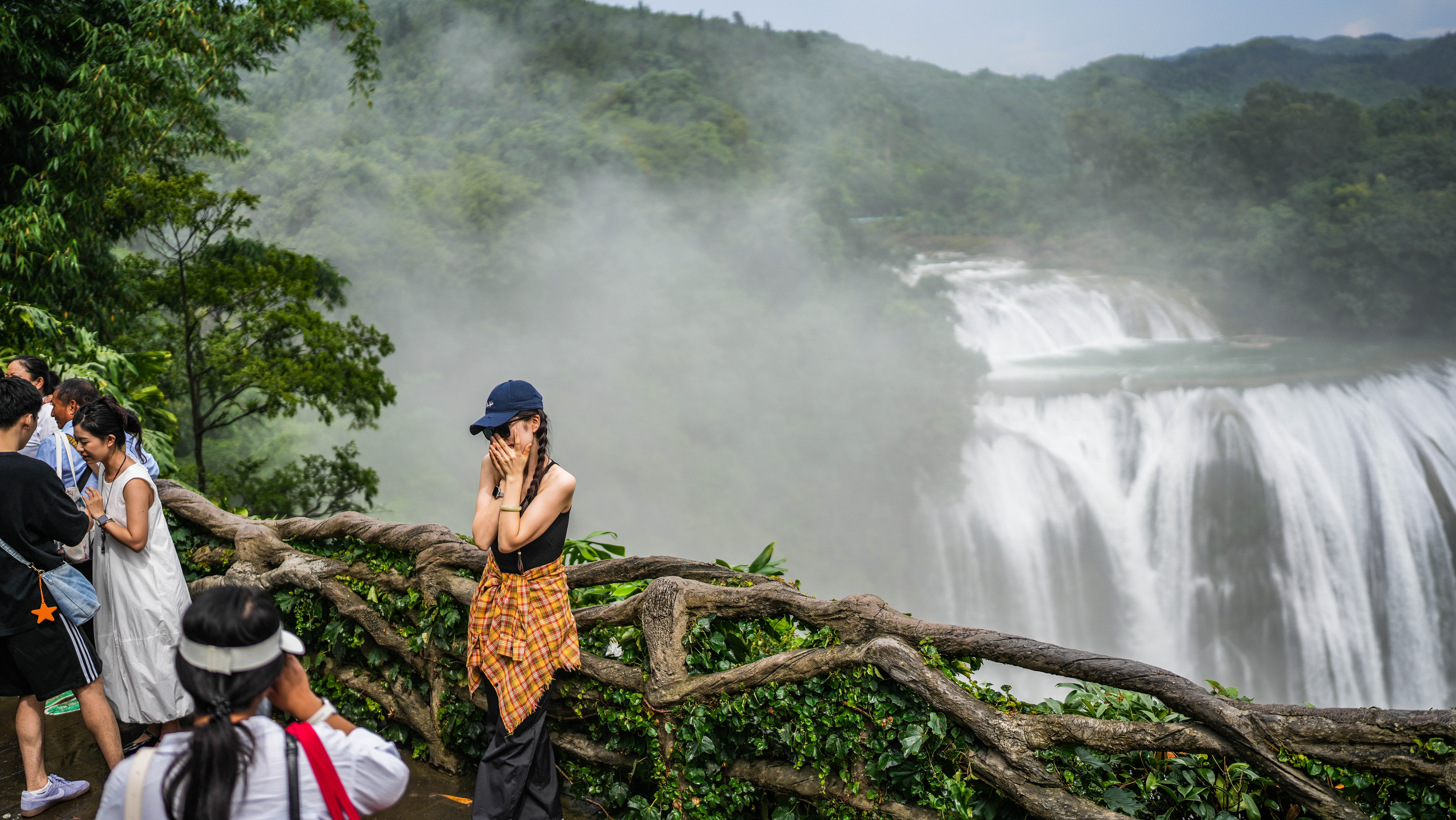 “花样”文旅点亮夏日经济 激发消费新活力