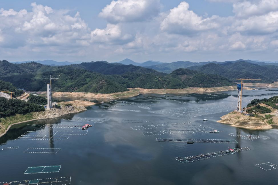中国构建“黄金大外环”激活经济新走廊