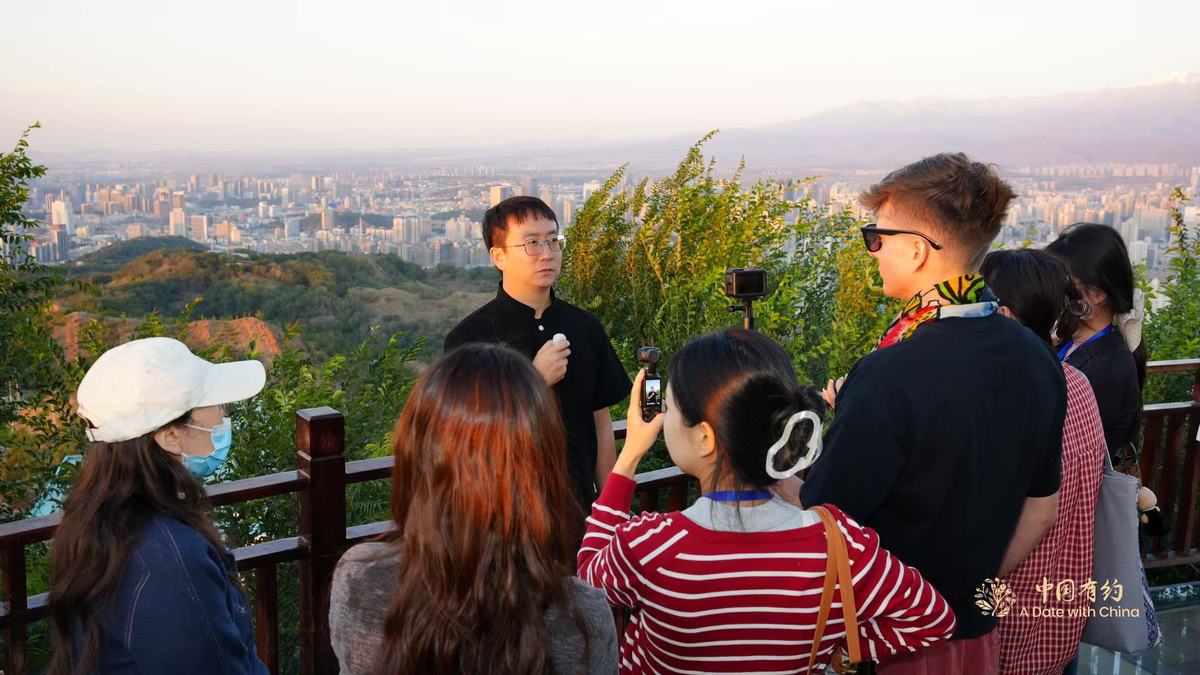 中国有约 | 荒山披绿映初心 代代坚守护青山